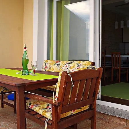 In With Sea View, Terrace, Air Conditioning, Wifi 3617-4 * Poljana (Ugljan)