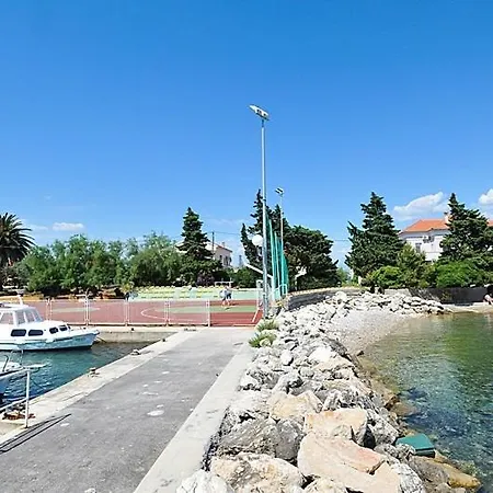 In With Sea View, Terrace, Air Conditioning, Wifi 3617-4 Poljana (Ugljan)
