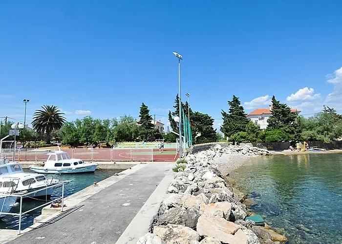 In With Sea View, Terrace, Air Conditioning, Wifi 3617-4 Poljana (Ugljan)
